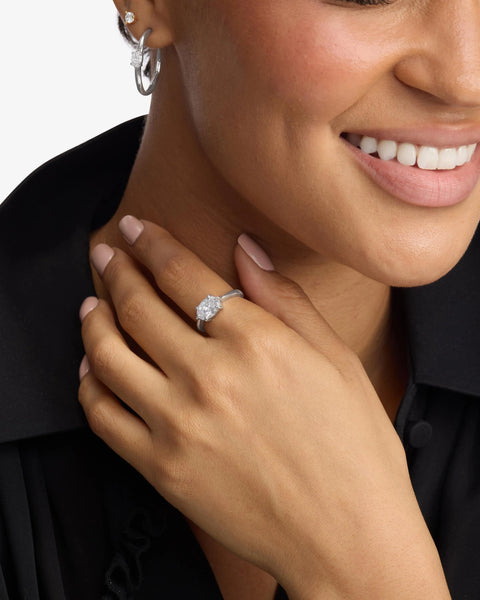 She's on Point Ring Silver|White Diamondettes