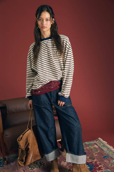 STRIPE CREW NECK V-STITCH LONG SLEEVE KNIT TOP: BROWN