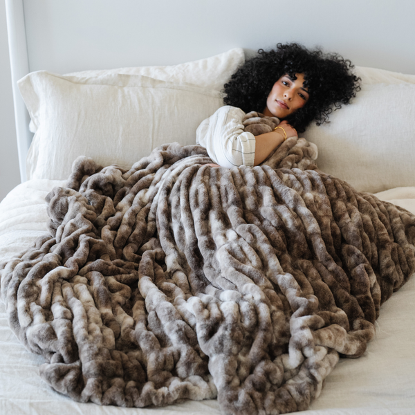 DOUBLE RUCHED FAUX FUR XL THROW BLANKETS: Flax - Lulu Bella Boutique