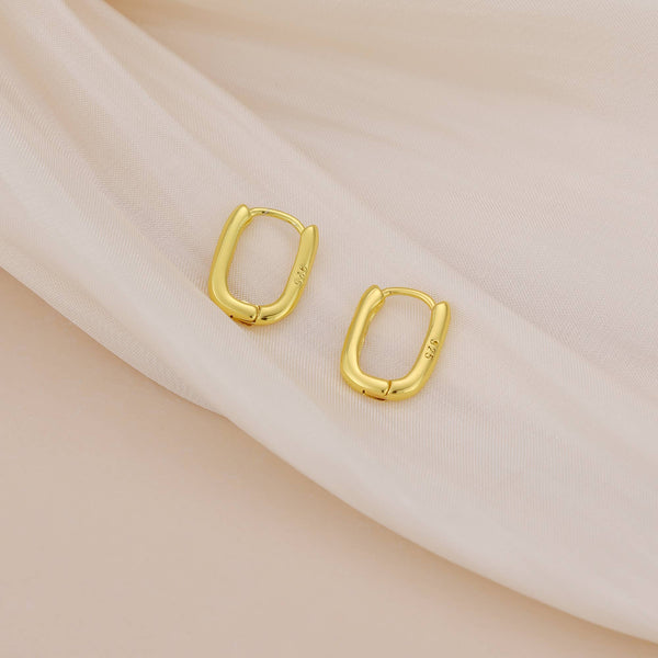 E079 gold hoop earrings, rectangular earrings, huggie hoops: Silver