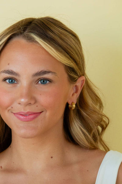 Ridged Hoops: Gold