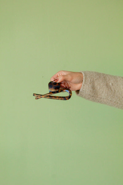 Wishbone Tortoise Claw Clip - Lulu Bella Boutique