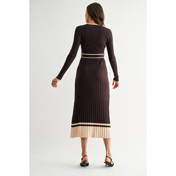 ELEGANT RIBBED MIDI SWEATER DRESS WITH BELT: BROWN