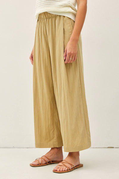 CRINKLED WIDE LEG CROPPED PULL ON PANTS: SAND / S - Lulu Bella Boutique