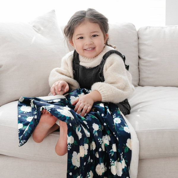 SATIN BACK RECEIVING BLANKETS: Dainty Floral