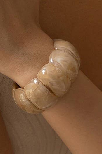 Color-Block Acrylic Stretch Cord Bracelet: Brown