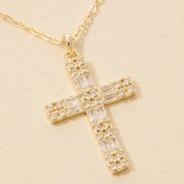 Sterling Silver Cz Pave Cross Pendant Necklace: RZ
