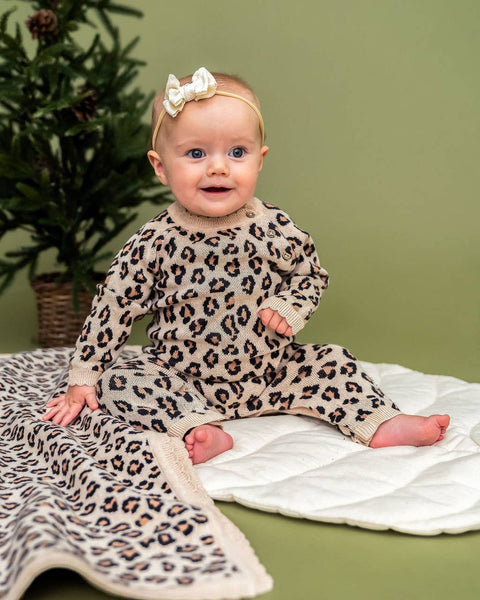 Leopard Jacquard Knit Baby Jumpsuit (Organic Cotton): Oatmeal Heather