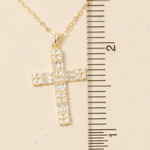 Sterling Silver Cz Pave Cross Pendant Necklace: RZ
