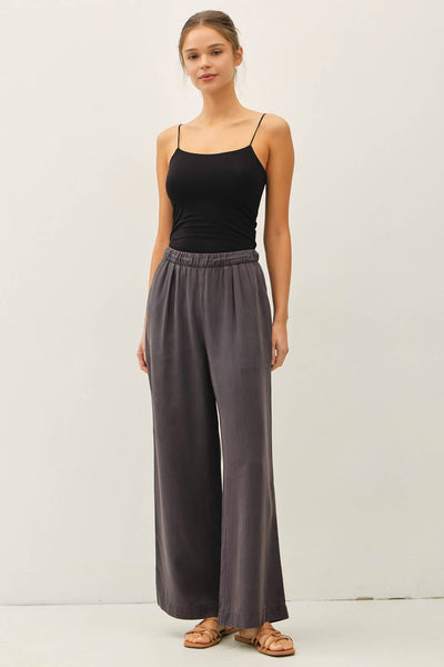 SAND WASHED FLOWY TENCEL WIDE LEG PANTS : PEBBLE GREY / S - Lulu Bella Boutique