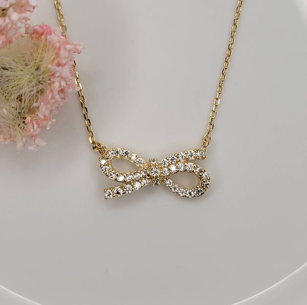 BOW NECKLACE.: Silver - Lulu Bella Boutique