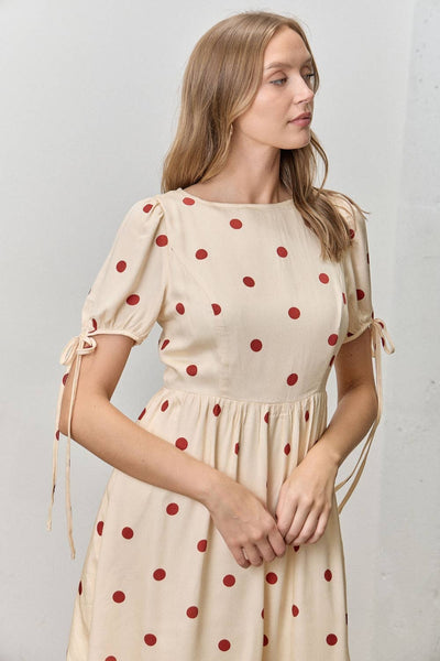 POLKA DOT PRINT SHORT SLEEVE DRESS: CREAM/RED / S - Lulu Bella Boutique