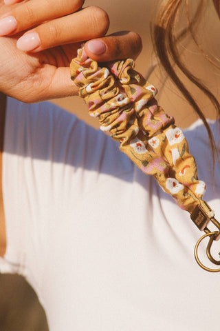 Autumnal Mustard Keychain - Lulu Bella Boutique