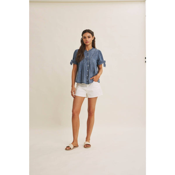 SUNNY DAY MINERAL-WASHED DENIM PINTUCK SHIRT WITH TIE SLVS: WASHED DENIM / S - Lulu Bella Boutique
