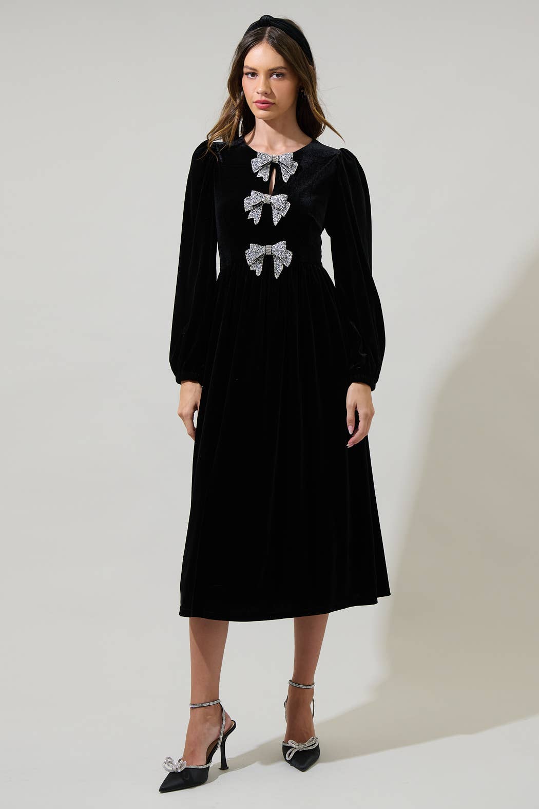 Jena Glow Bow Velvet Midi Dress Black / XL