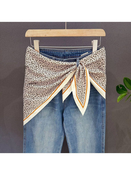 Leopard Print Contrast Border Triangle Bandana: Orange