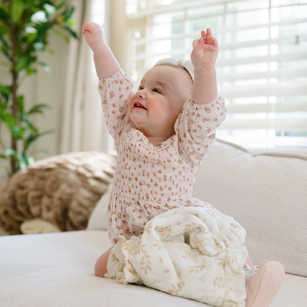 VICTORIA LAWSON BAMBOO RAYON MUSLIN/LUSH BLANKETS: Receiving