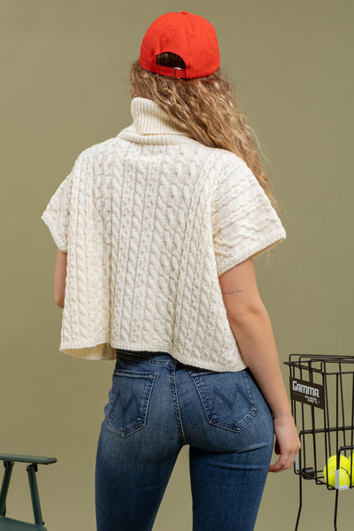 Short Sleeve Cable Knit Sweater