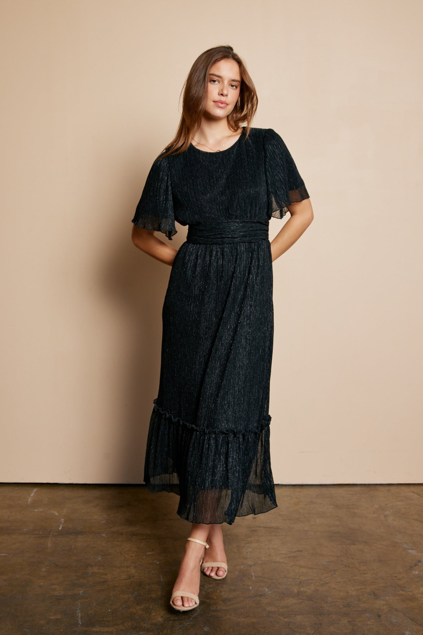 Luxe Crinkle Dress in Black Xlarge