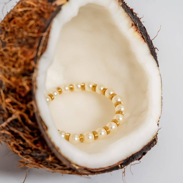 18K Gold PVD 8mm Kiska Glass Pearl Stretch Bracelet: Gold