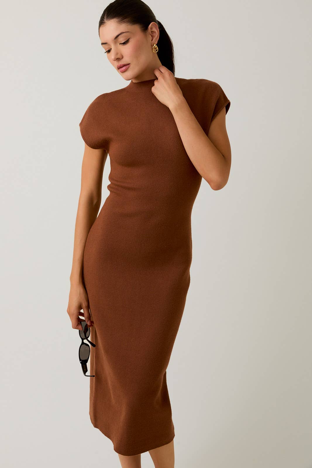 SHORT SLEEVE MOCK NECK MIDI SWEATER DRESS: COGNAC / S - Lulu Bella Boutique