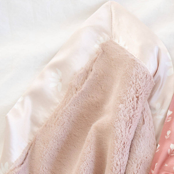 SATIN BACK RECEIVING BLANKETS: Dainty Floral