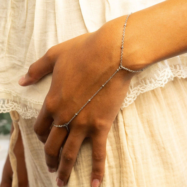 18K Gold PVD Stainless Steel Satellite Hand Chain: Gold