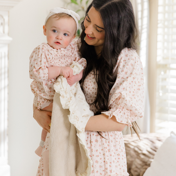 VICTORIA LAWSON BAMBOO RAYON MUSLIN/LUSH BLANKETS: Receiving