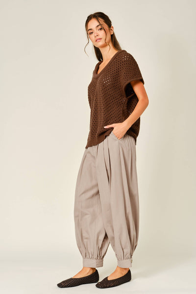 TENCEL SHIRRING BARREL BALLOON PANTS: LATTE
