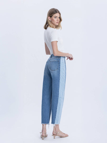 HIGH RISE TWO TONE BARREL LEG JEANS F6041: BLUE MEMOIR / 28 - Lulu Bella Boutique