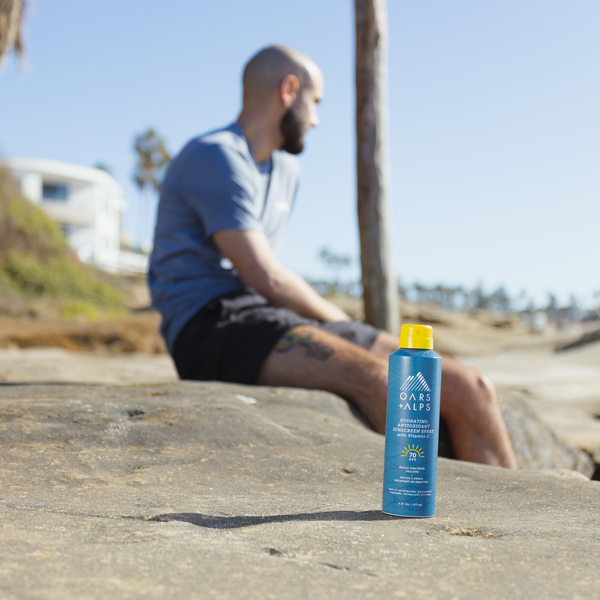 Men's Hydrating Antioxidant SPF 70 Sunscreen Spray Vit C