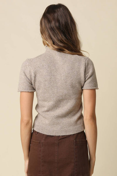 Alani Mock Neck Knit Top: OATMEAL