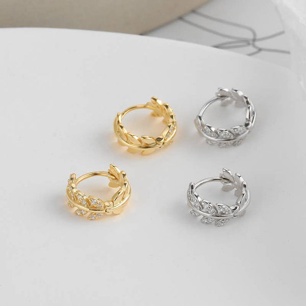 E043 gold leaf huggie earrings, leaf hoop earrings, huggies: Silver