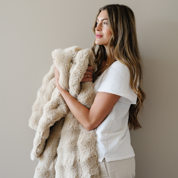 PLUSH FAUX FUR XL THROW BLANKETS: Sesame - Lulu Bella Boutique