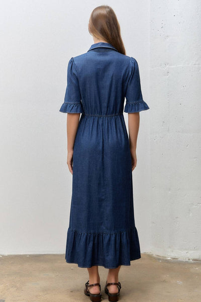 Short Sleeve Tiered Denim Midi Shirt Dress: MEDIUM DENIM
