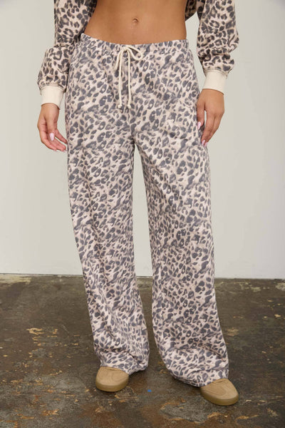 LEOPARD BOXY V-INSERT LONG SLEEVE KNIT SET: CREAM MULTI