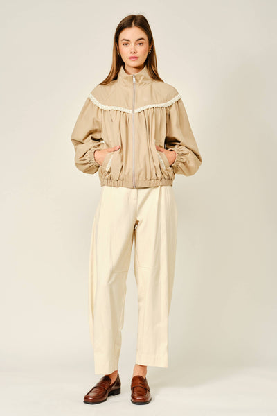 LACE SHIRRING BOMBER JACKET: TAN