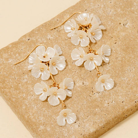 Pearly Flower Bar Chain Dangle Earrings: GD - Lulu Bella Boutique
