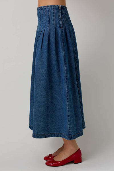 DENIM PLEATED MIDI SKIRT: DENIM / S - Lulu Bella Boutique