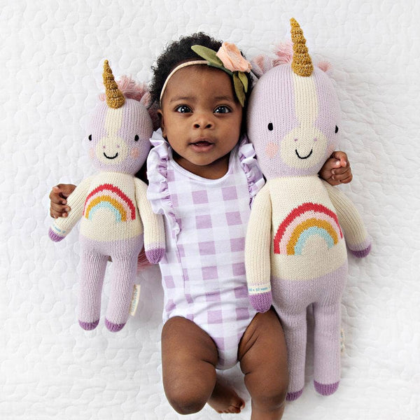 Zoe the unicorn, gives 10 meals: Little - 13"