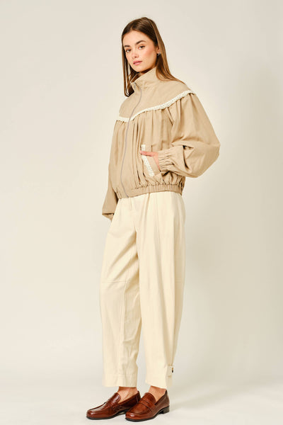 LACE SHIRRING BOMBER JACKET: TAN