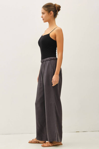 SAND WASHED FLOWY TENCEL WIDE LEG PANTS : PEBBLE GREY / S - Lulu Bella Boutique