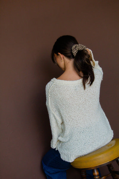 Houndstooth Oversized Scrunchie - Lulu Bella Boutique