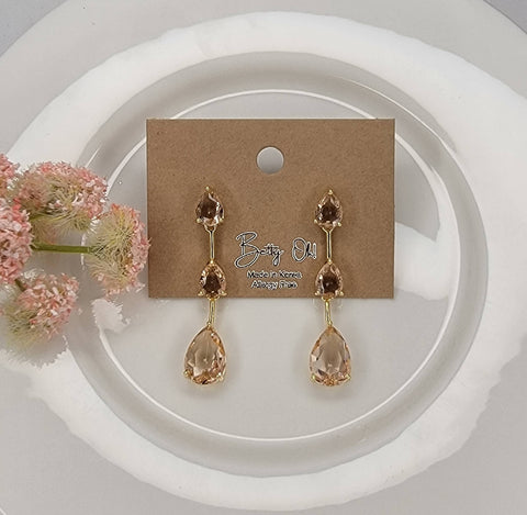 Handmade Semi-precious Stone Dangle Earrings: PEACH