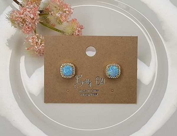 LAB GROWN OPAL STUD EARRINGS.: WHITE OPAL/GOLD / Small - Lulu Bella Boutique