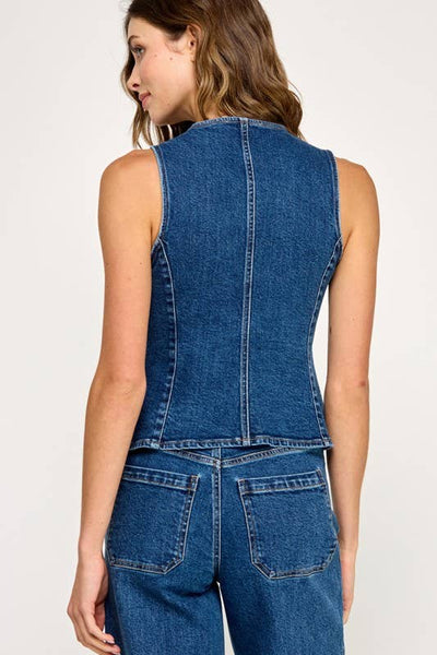 FITTED BUTTON FRONT DENIM TOP: Denim Blue / S - Lulu Bella Boutique