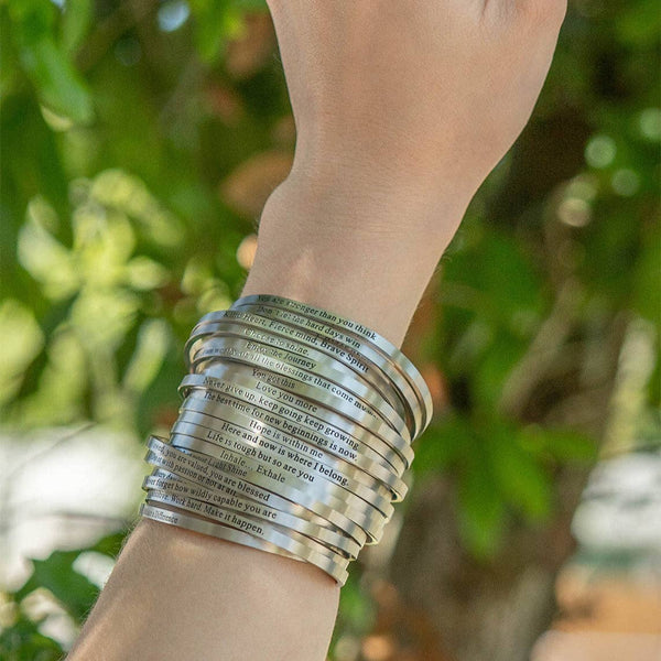 18K Gold PVD Stainless Steel Let your Light Shine Bracelet: Gold