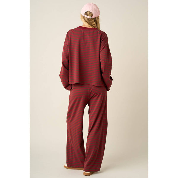 STRIPED PRINT LOUNGE TOP AND PANTS SET: MAROON