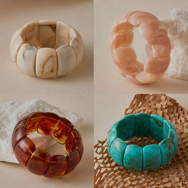 Color-Block Acrylic Stretch Cord Bracelet: Brown