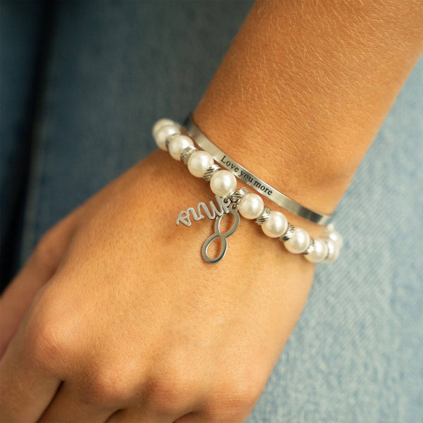 18K Gold PVD 8mm Kiska Glass Pearl Stretch Bracelet: Gold